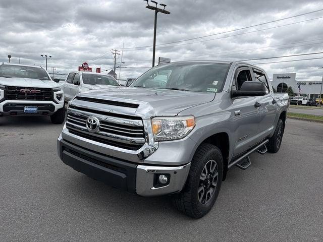 2017 Toyota Tundra SR5 5.7L V8