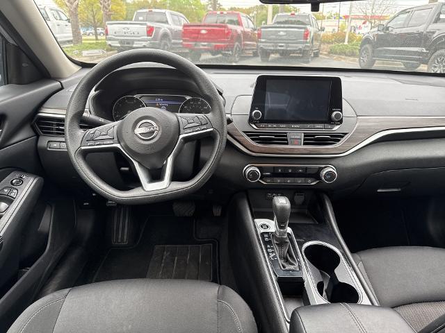2024 Nissan Altima SV FWD