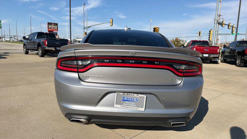 2015 Dodge Charger SXT