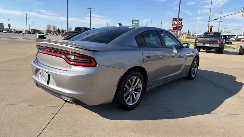 2015 Dodge Charger SXT