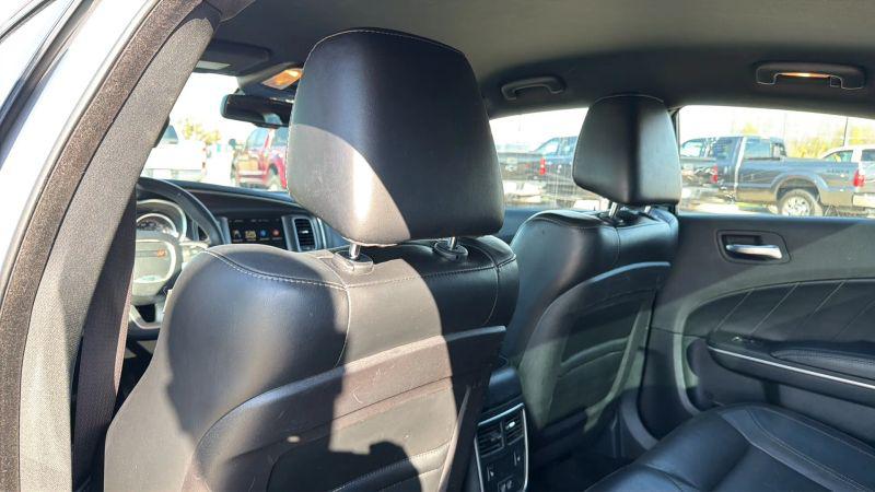 2015 Dodge Charger SXT