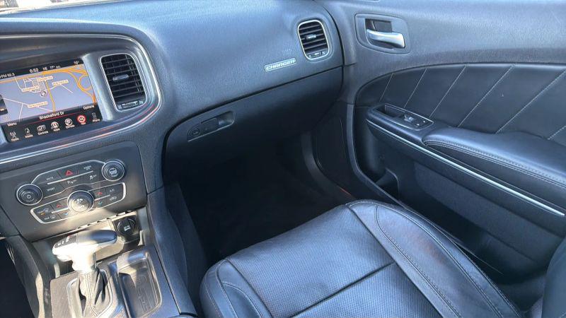 2015 Dodge Charger SXT
