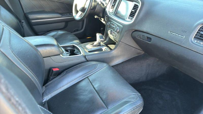 2015 Dodge Charger SXT