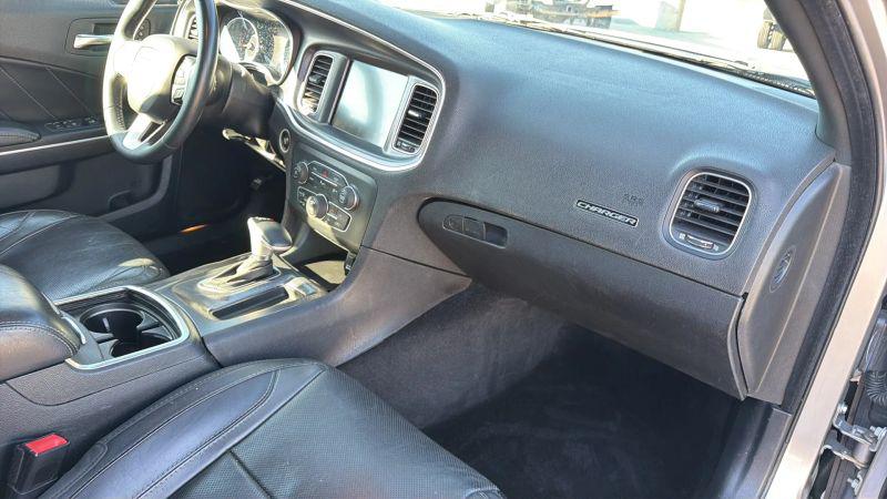 2015 Dodge Charger SXT