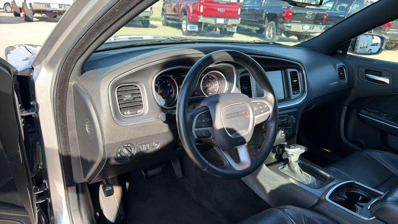 2015 Dodge Charger SXT