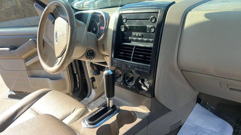 2007 Ford Explorer XLT