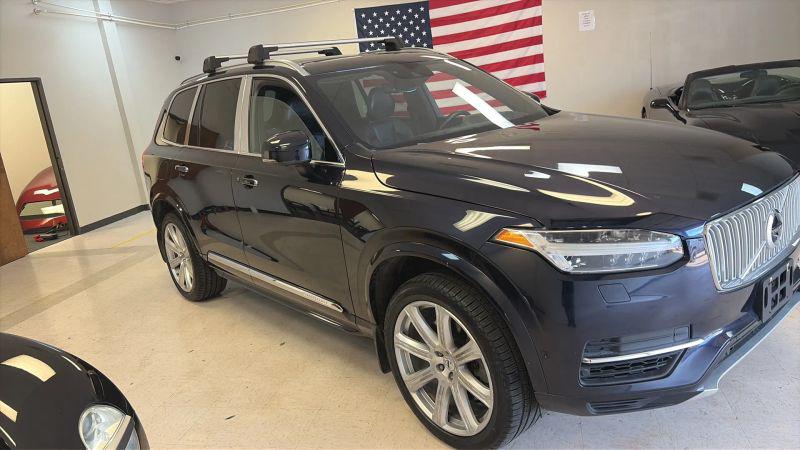 2017 Volvo XC90 Hybrid T8 Excellence