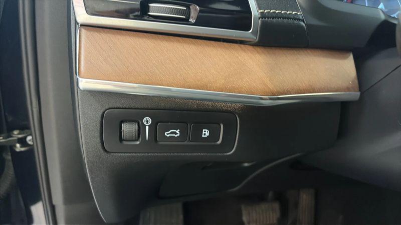 2017 Volvo XC90 Hybrid T8 Excellence