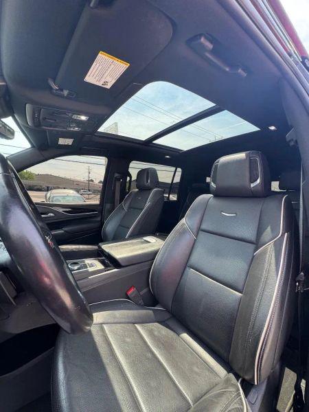 2022 Cadillac Escalade ESV 4WD Sport