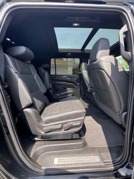 2022 Cadillac Escalade ESV 4WD Sport