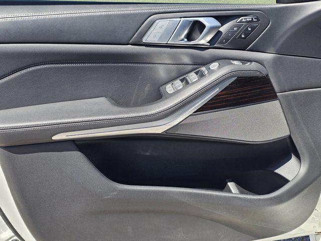 2020 BMW X7 M50i