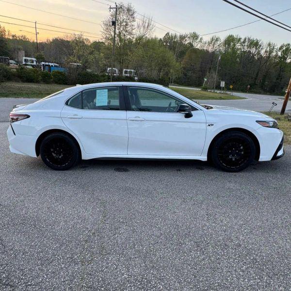 2023 Toyota Camry SE