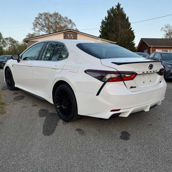 2023 Toyota Camry SE