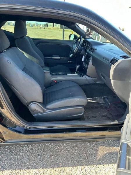 2012 Dodge Challenger SXT