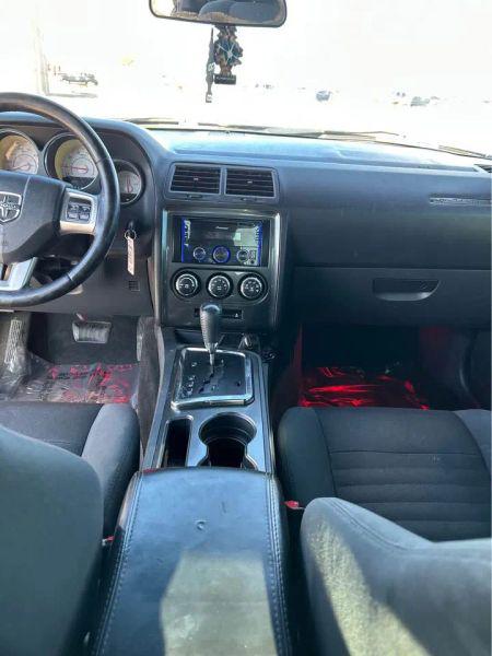 2012 Dodge Challenger SXT