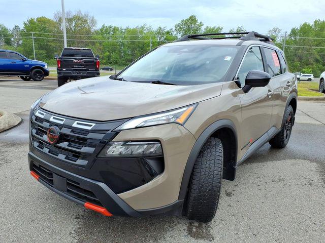 2025 Nissan Rogue Rock Creek