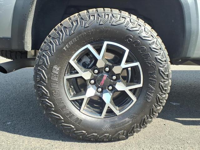 2024 GMC Canyon 4WD AT4X