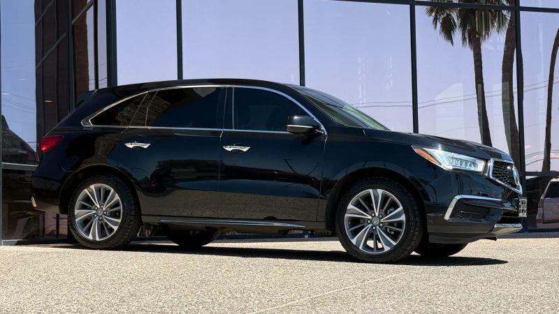 2017 Acura MDX w/Technology Package