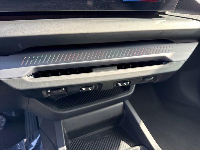 2025 BMW Coupe xDrive