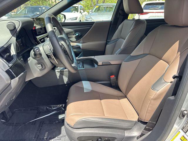 2025 Lexus ES 350 350