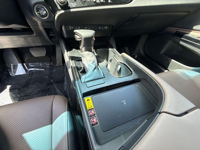 2025 Lexus ES 350 350
