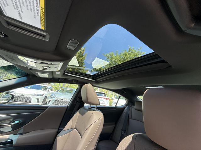 2025 Lexus ES 350 350