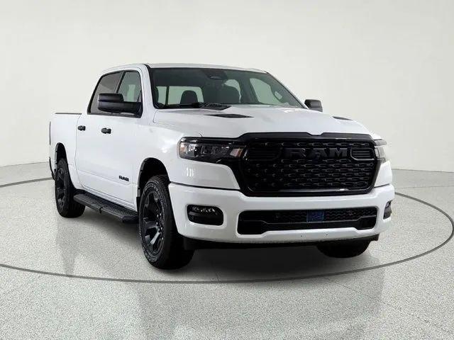 2026 Ram 1500 Express Crew Cab 4x4 5'7" Box
