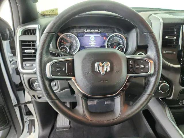 2026 Ram 1500 Express Crew Cab 4x4 5'7" Box