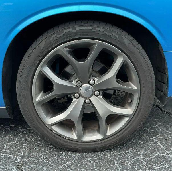 2015 Dodge Challenger R/T Plus
