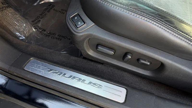 2017 Ford Taurus SHO