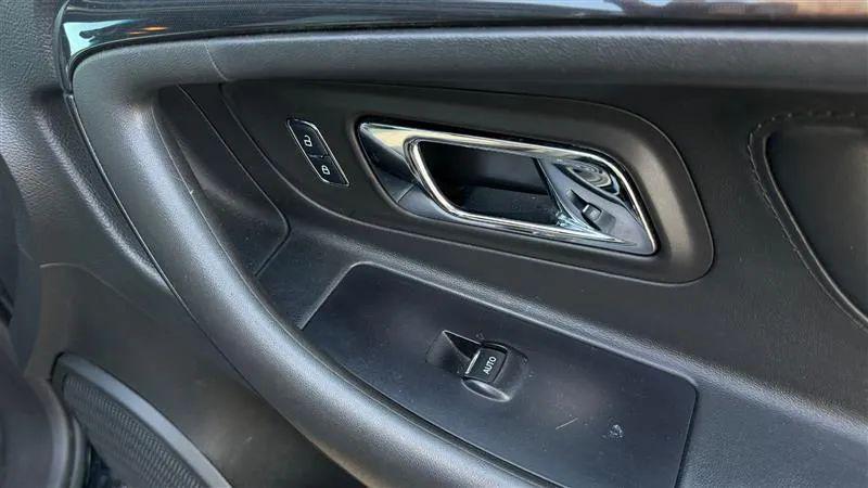 2017 Ford Taurus SHO