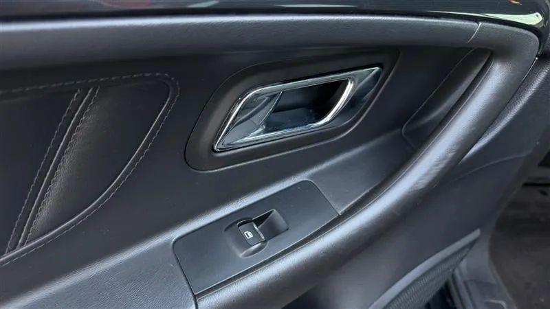 2017 Ford Taurus SHO
