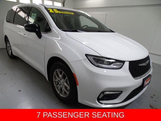 2025 Chrysler Pacifica Select for sale in Budd Lake, NJ
