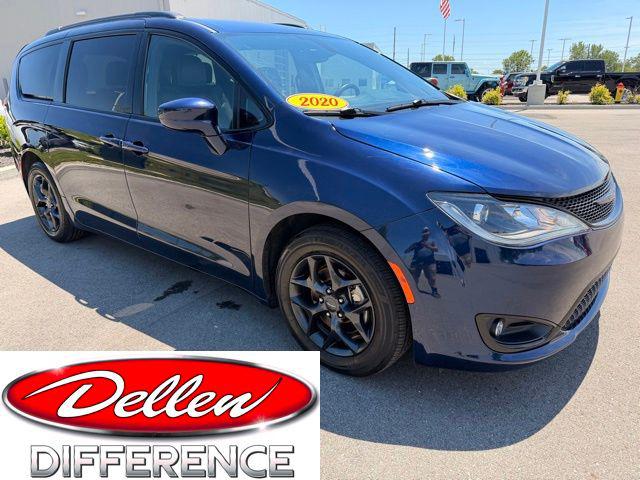 2020 Chrysler Pacifica Touring L for sale in Greenfield, IN