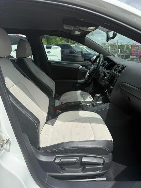 2016 Volkswagen Jetta 1.8T Sport