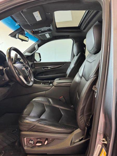 2020 Cadillac Escalade ESV 4WD Platinum