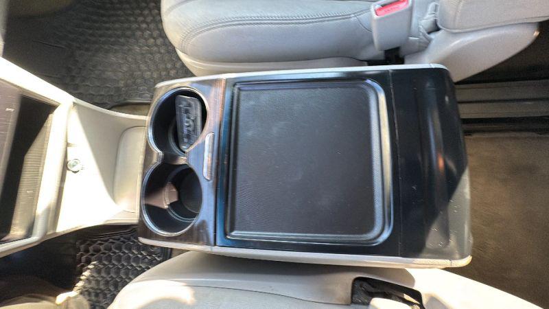 2015 Toyota Sienna XLE 8 Passenger