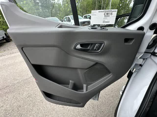 2026 Ford Transit Cargo Van T-250 148 Med Rf 9150 GVWR AWD