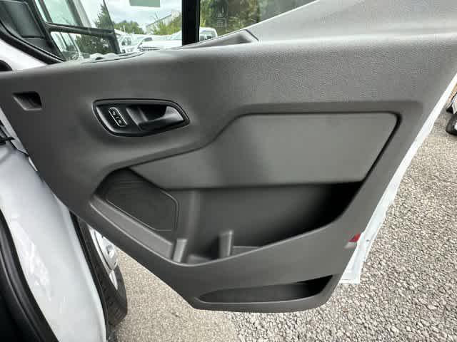 2026 Ford Transit Cargo Van T-250 148 Med Rf 9150 GVWR AWD