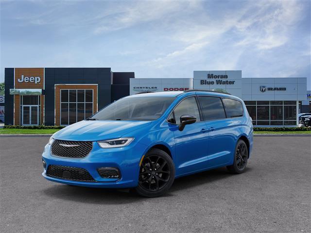 2026 Chrysler Pacifica Select for sale in Fort Gratiot Twp, MI