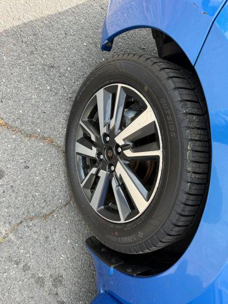 2021 Nissan Versa SV Xtronic CVT