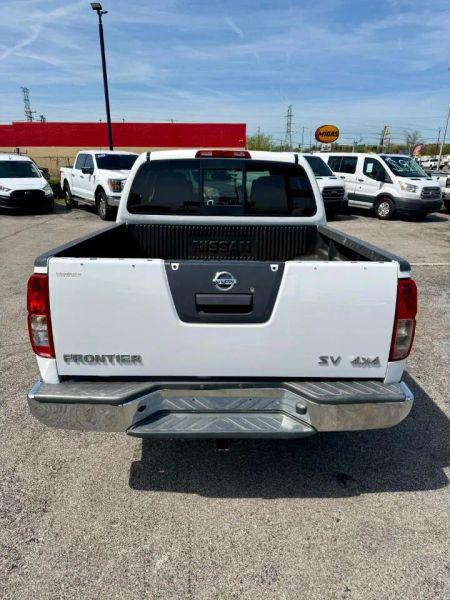 2017 Nissan Frontier SV