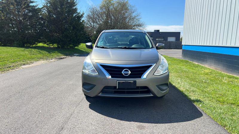 2016 Nissan Versa 1.6 SV