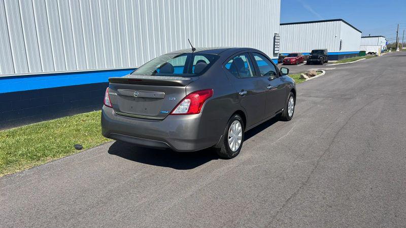 2016 Nissan Versa 1.6 SV