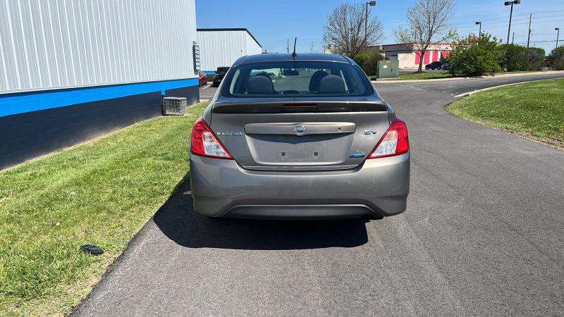 2016 Nissan Versa 1.6 SV
