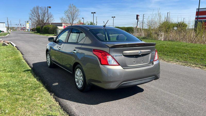 2016 Nissan Versa 1.6 SV