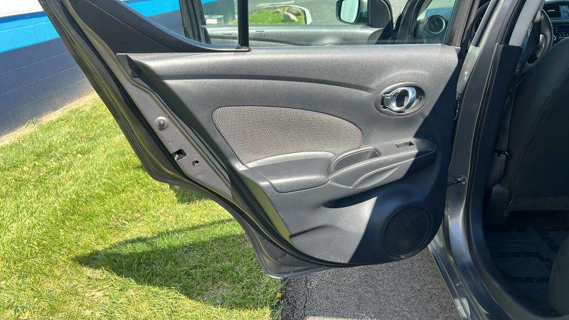 2016 Nissan Versa 1.6 SV