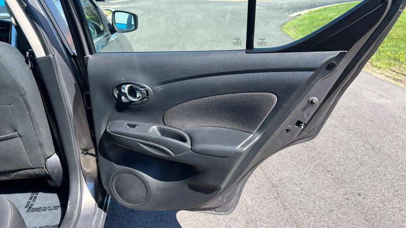 2016 Nissan Versa 1.6 SV