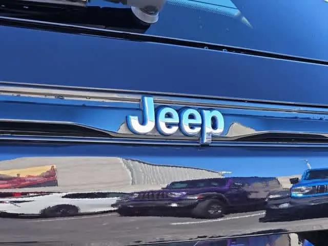 2022 Jeep Grand Cherokee Overland 4x4