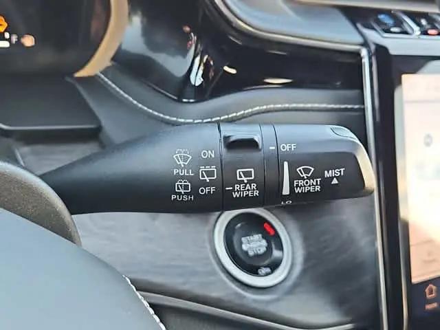 2022 Jeep Grand Cherokee Overland 4x4